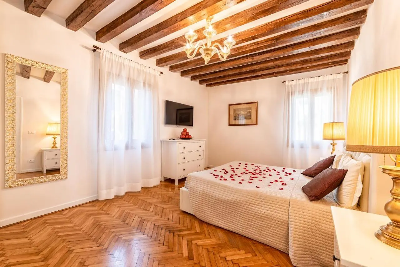 Appartamento Casanova Fenice - Canal View Venezia